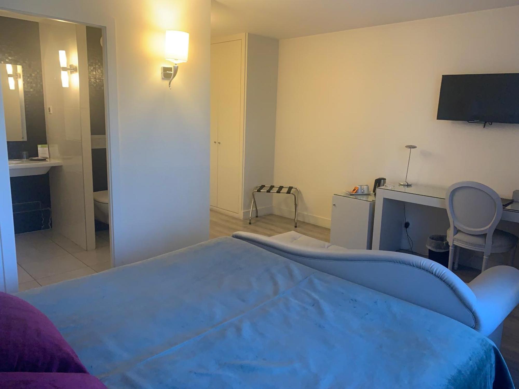 Les Criquets Hotel & Spa Blanquefort  Room photo